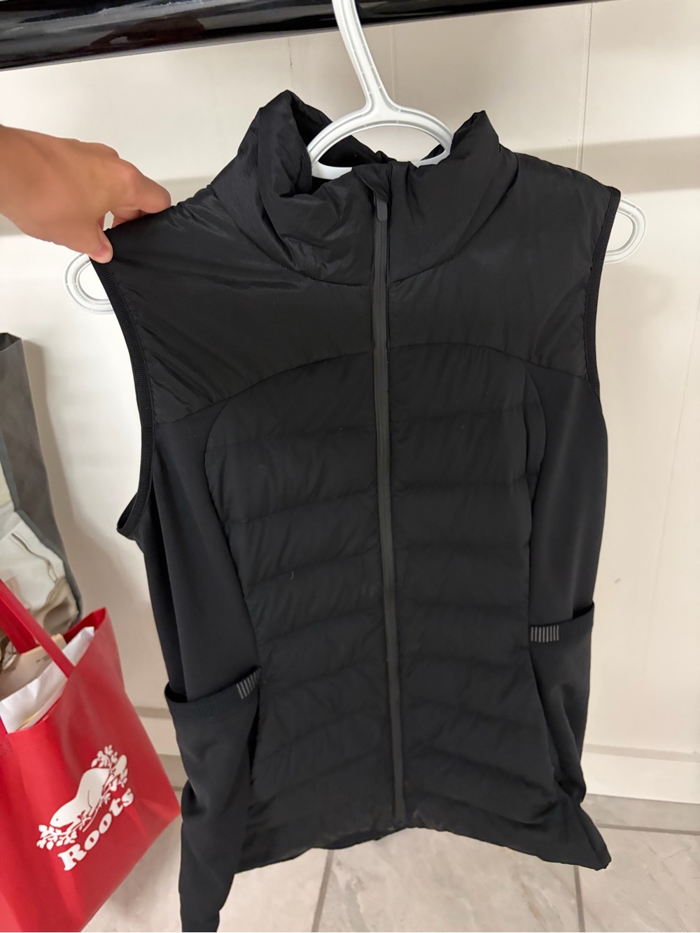 Lululemon black vest